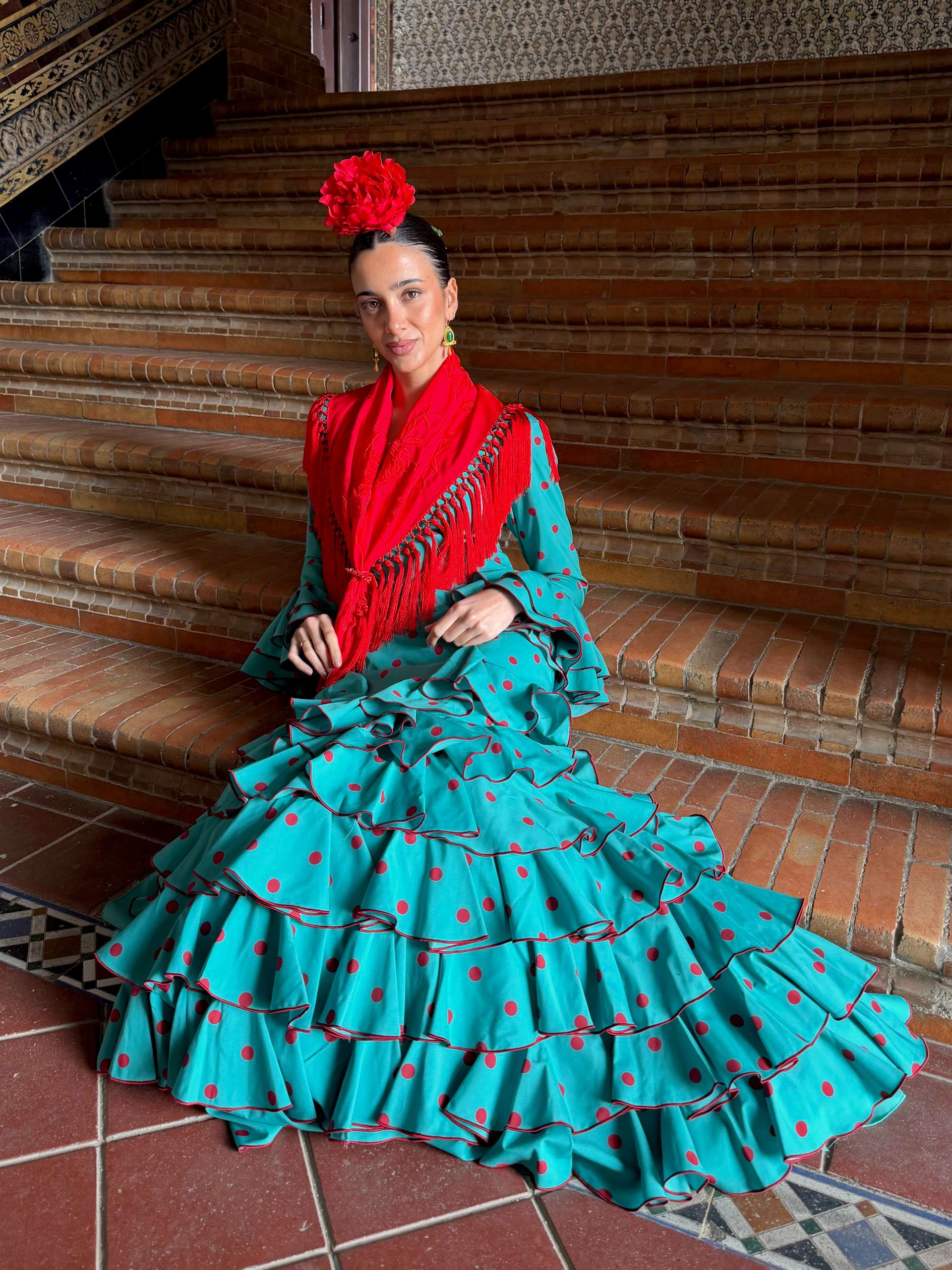 Traje de Flamenca Multivolantes Picos Aguamarina lunar rojo