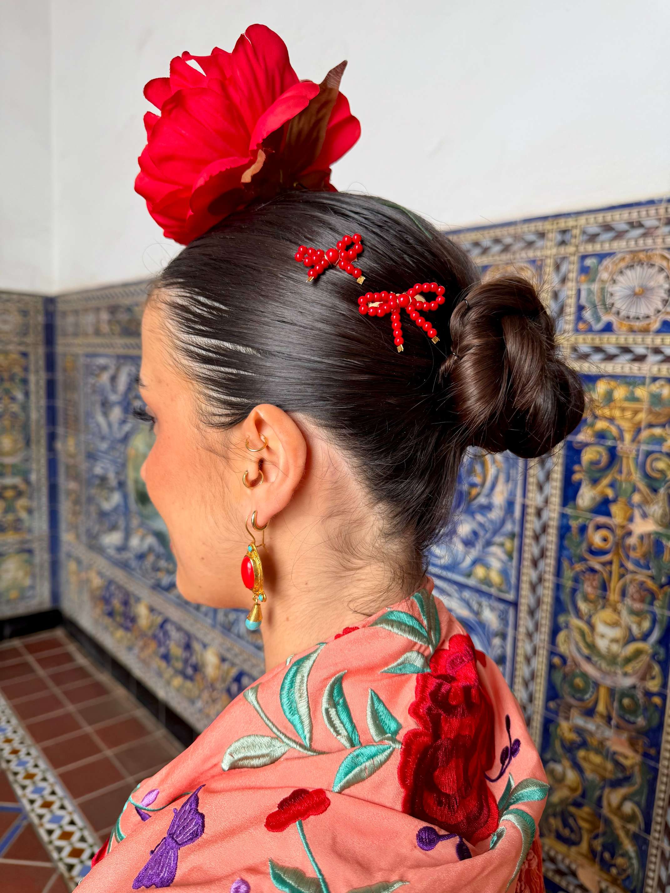 Broche de Flamenca Lazo Bolitas Rojo