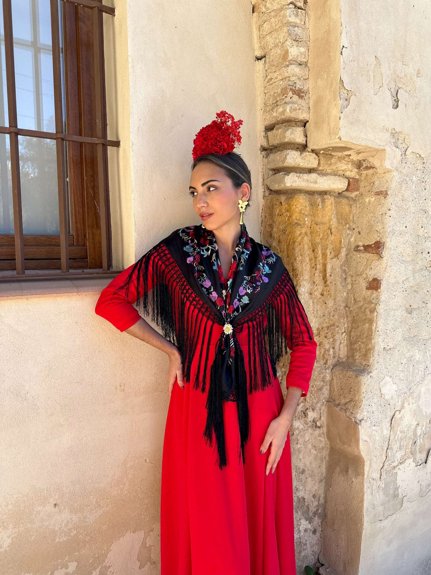 Mantoncillo de seda 'Deja que te mire' Flores Rojas Negro