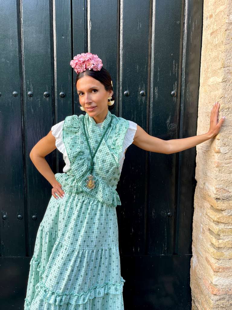 Conjunto de Falda y Piquillo de Romería Vichy con Lunares Jabonoso