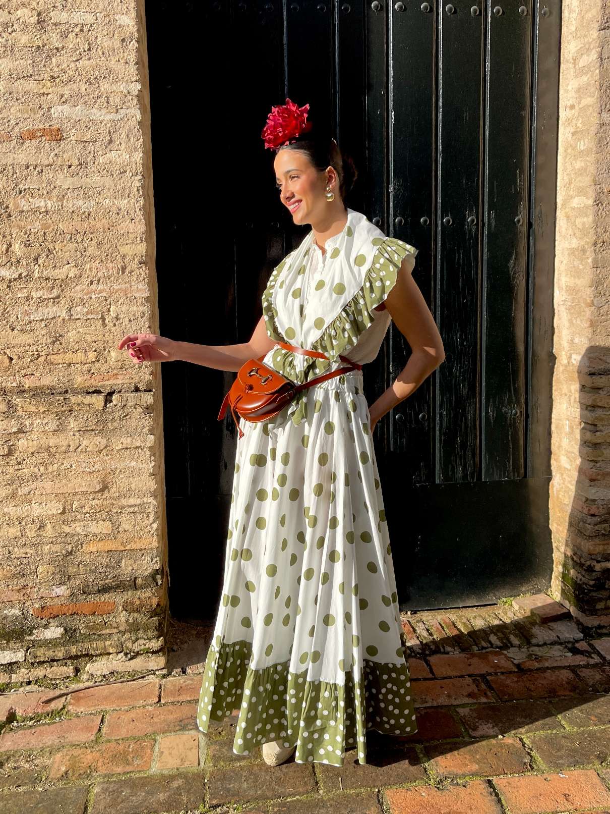 Conjunto de Falda y Piquillo de Romería Blanca y Lunar Verde