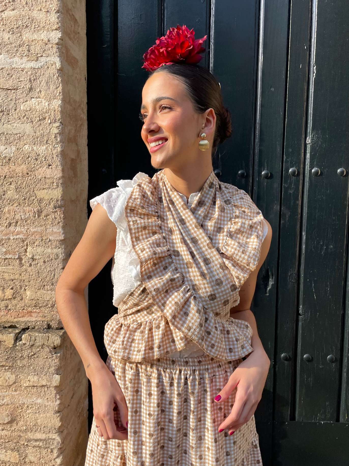 Conjunto de Falda y Piquillo de Romería Vichy con Lunares Beige