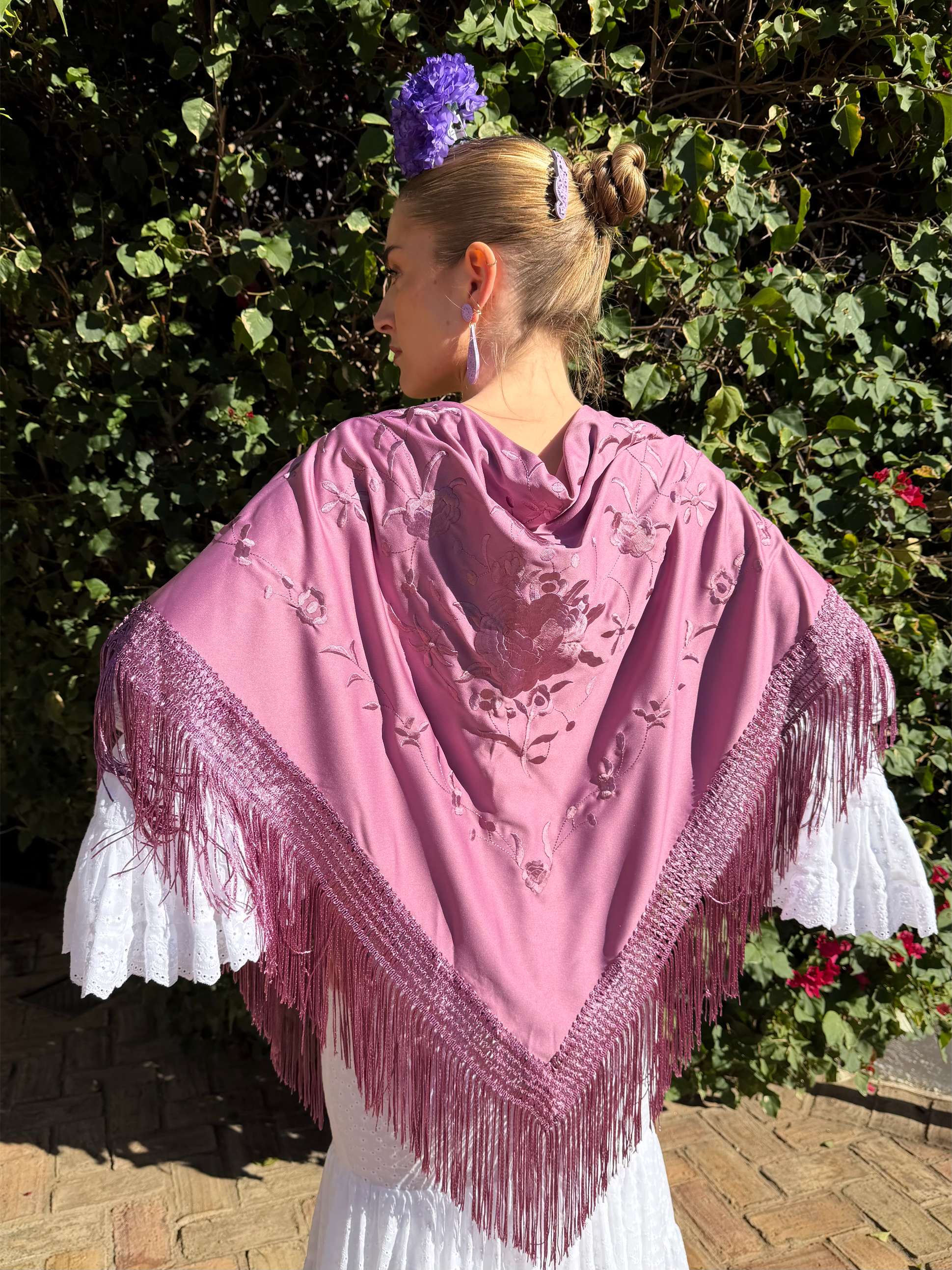 Mantón Bordado Malva Empolvado Monocolor
