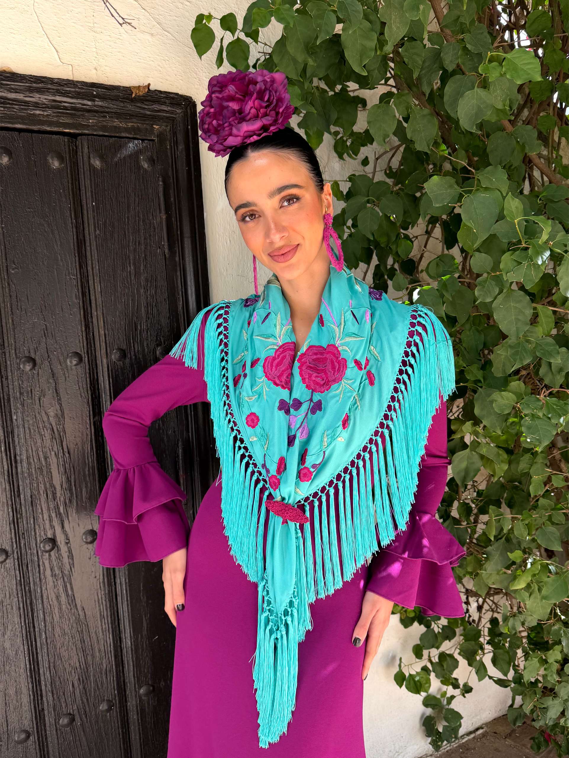 Mantoncillo de flamenca 'Koralti' Aguamarina Bordado Buganvilla