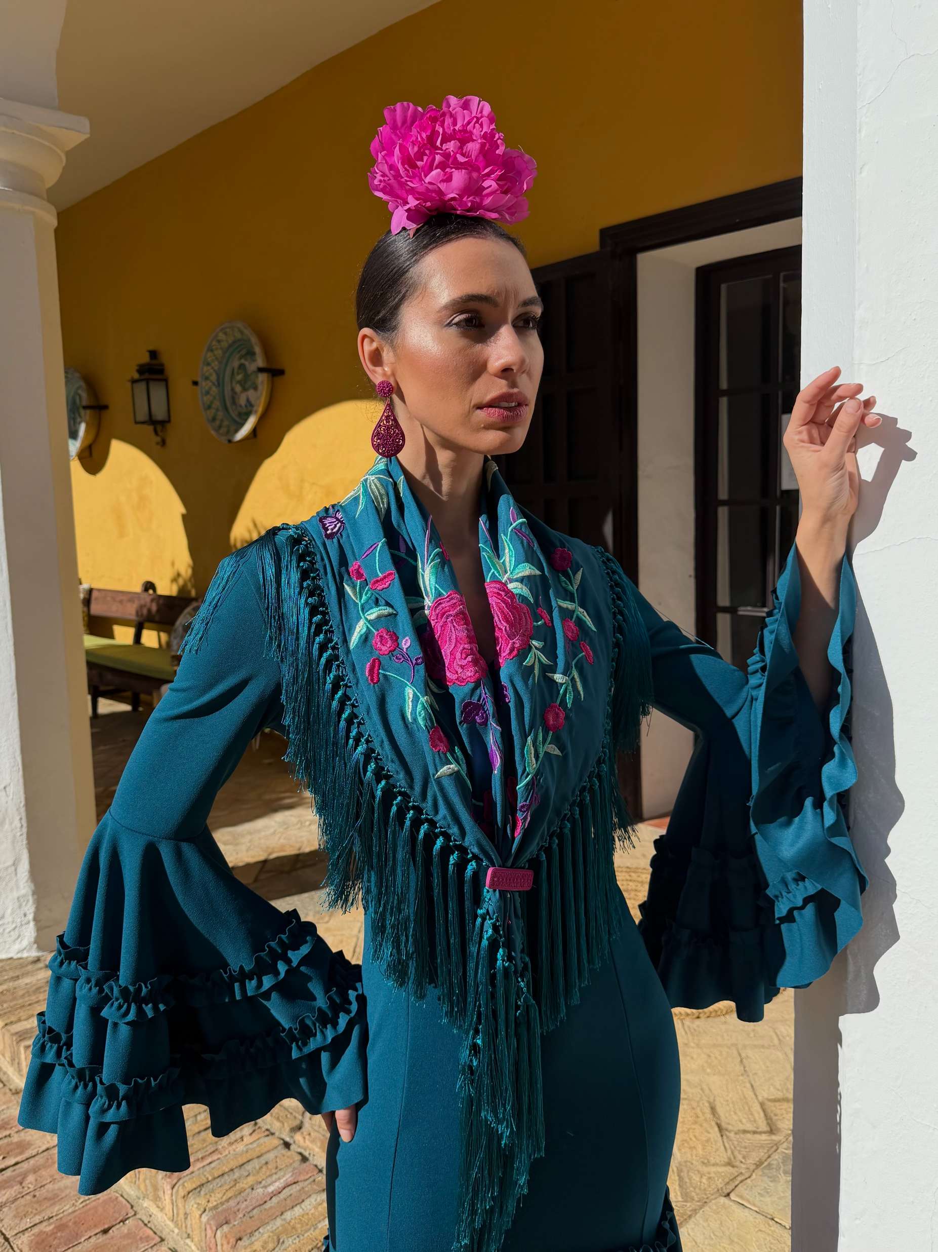 Mantoncillo de flamenca'Koralti' Petróleo bordado Buganvilla