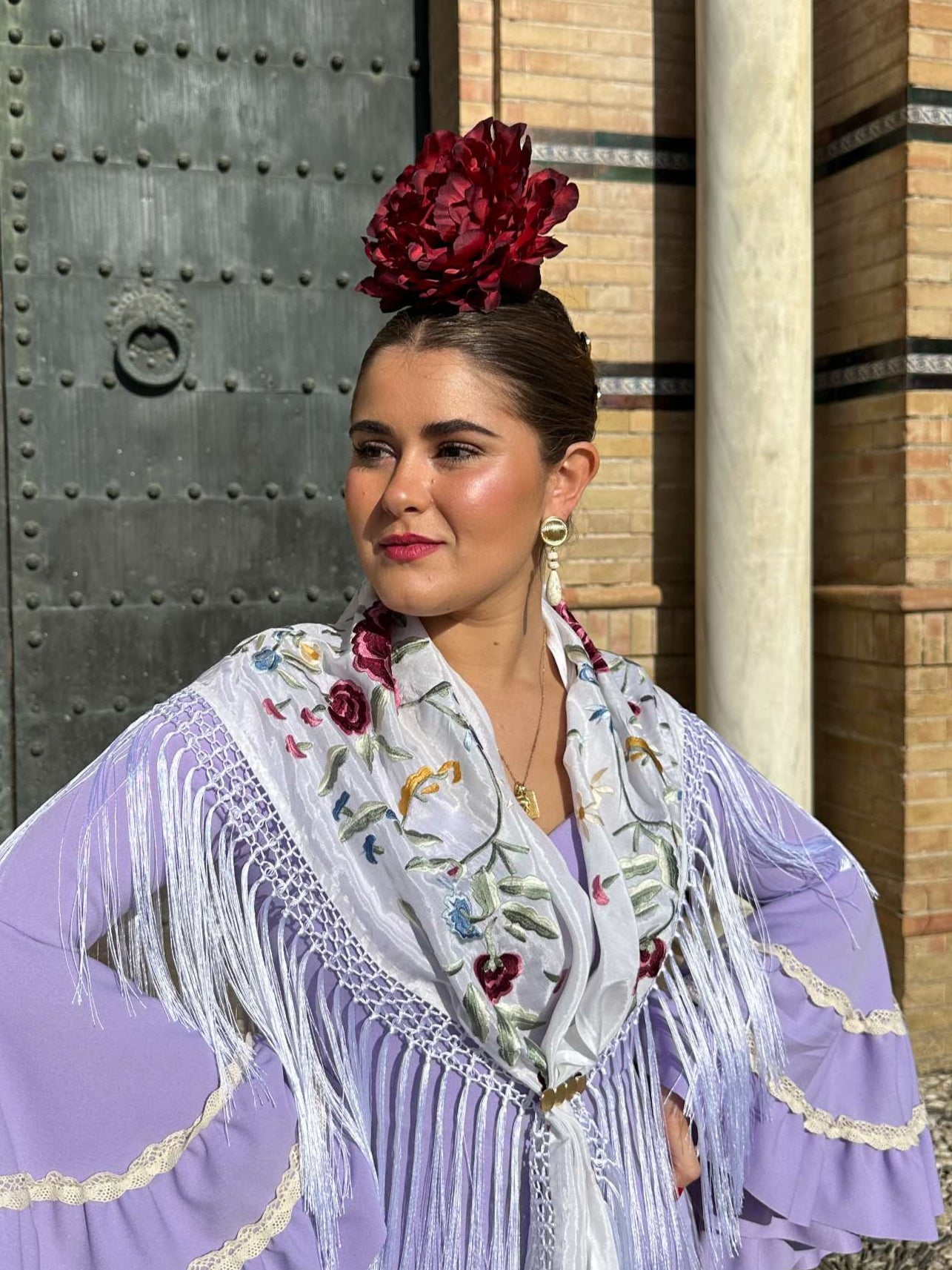 Peonia teñida a mano color burdeos