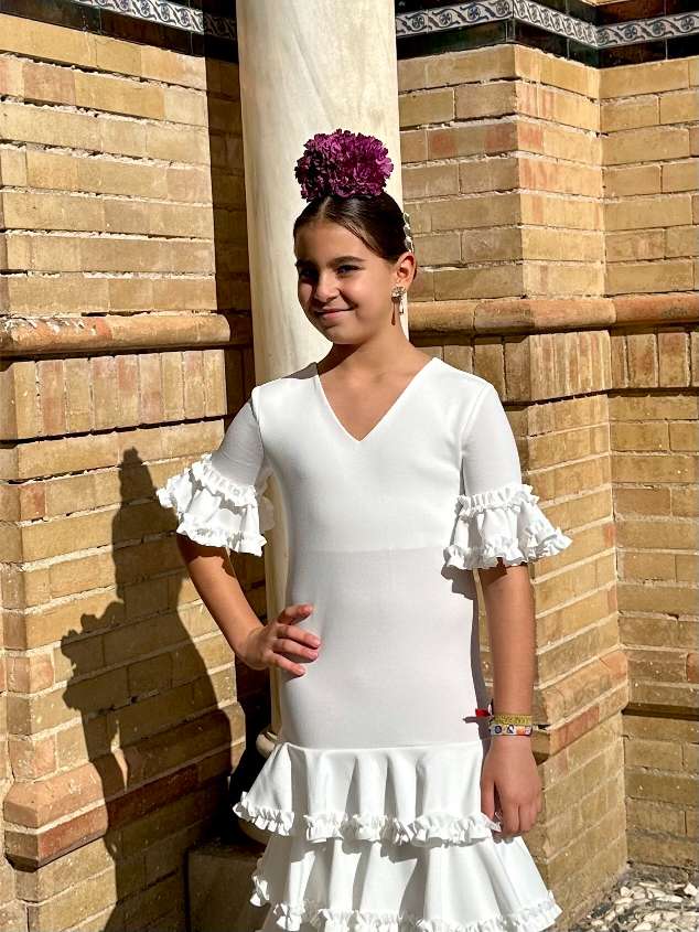 Ramillete de flamenca de niña color frambuesa