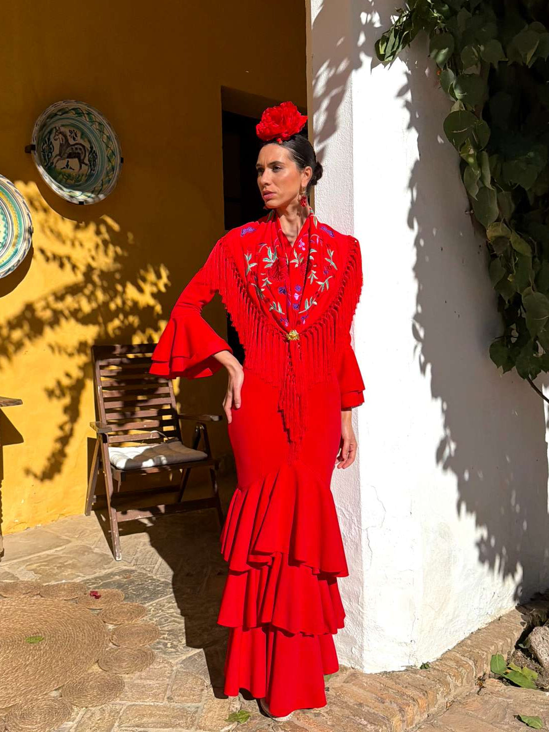 Traje de flamenca económico rojo volantes