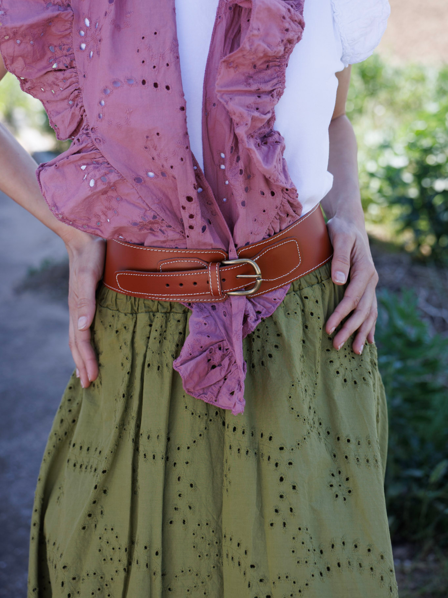 Cinturón Rociero de Cuero Hebilla Delantera