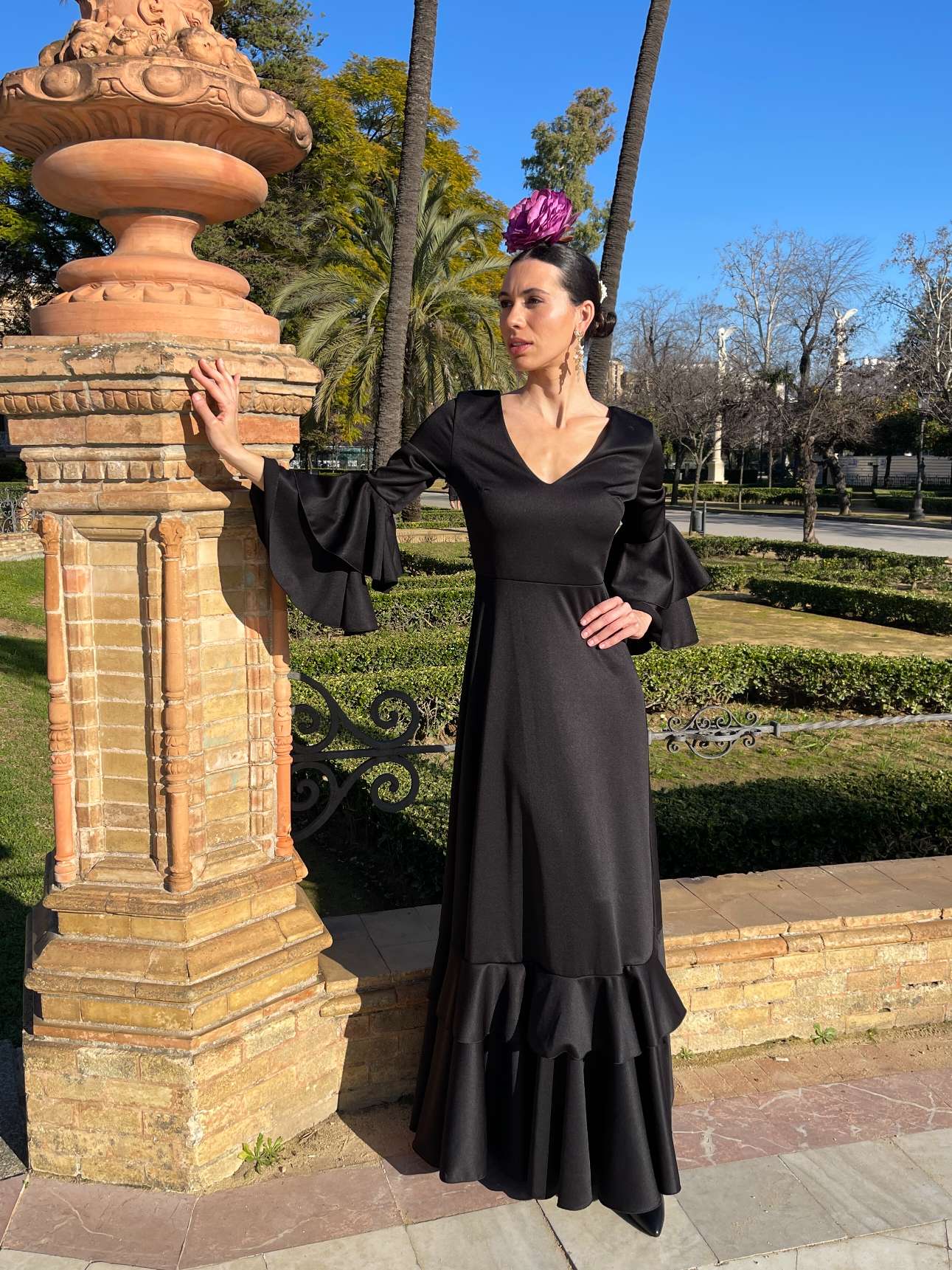 Bata de Flamenca Económica Negra al detalle