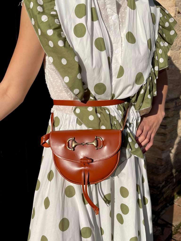 Riñonera Rociera Herraje Camel