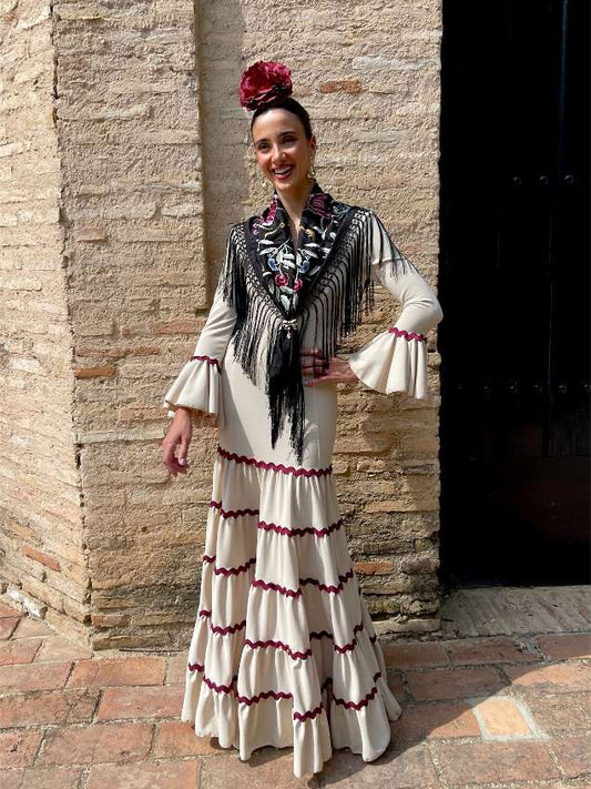 Traje Flamenca Canastero Beige Adorno Piquillo Burdeos
