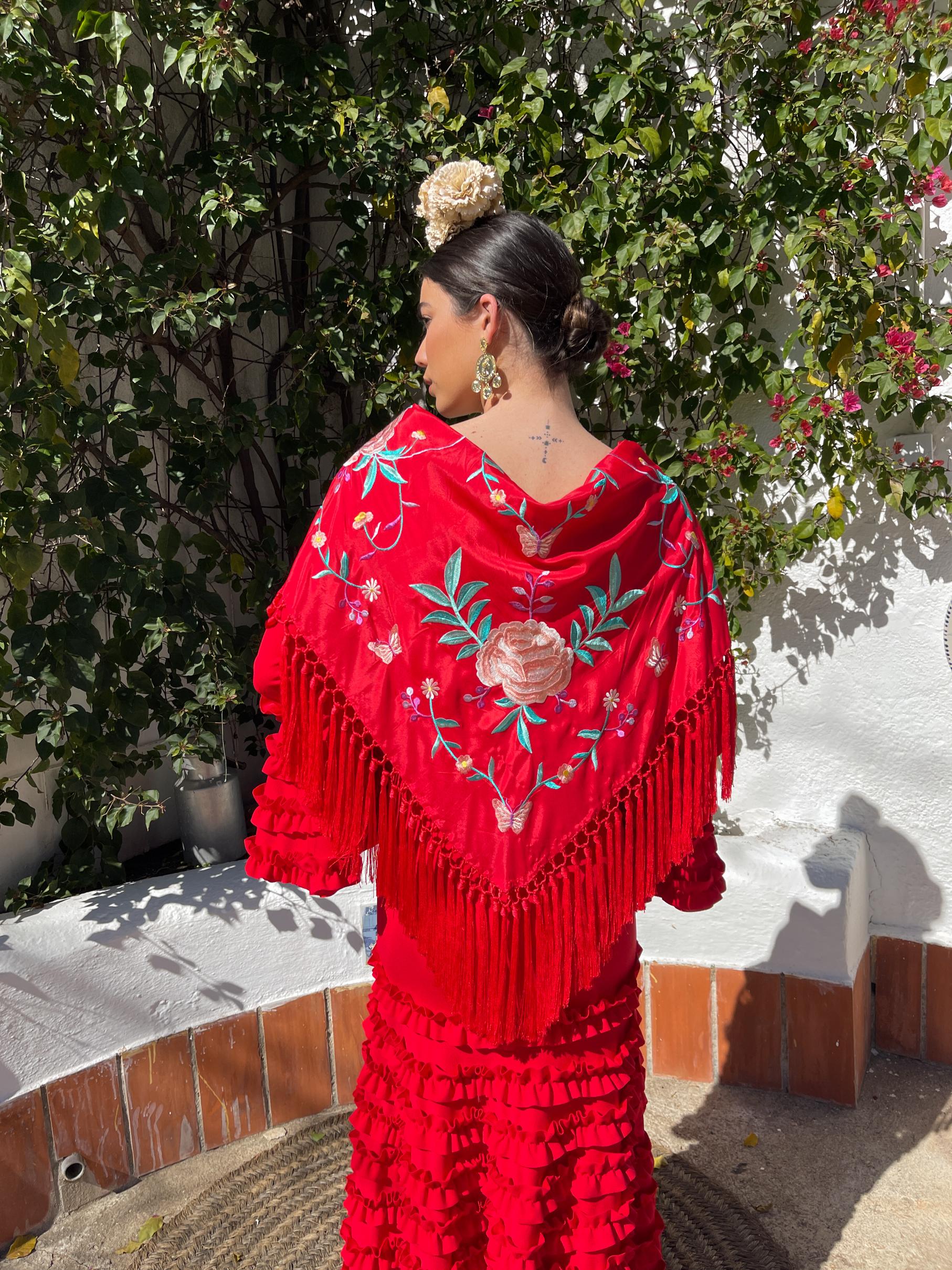 Mantoncillo 'Koralti' flecado en seda Rojo con Flores Rosas