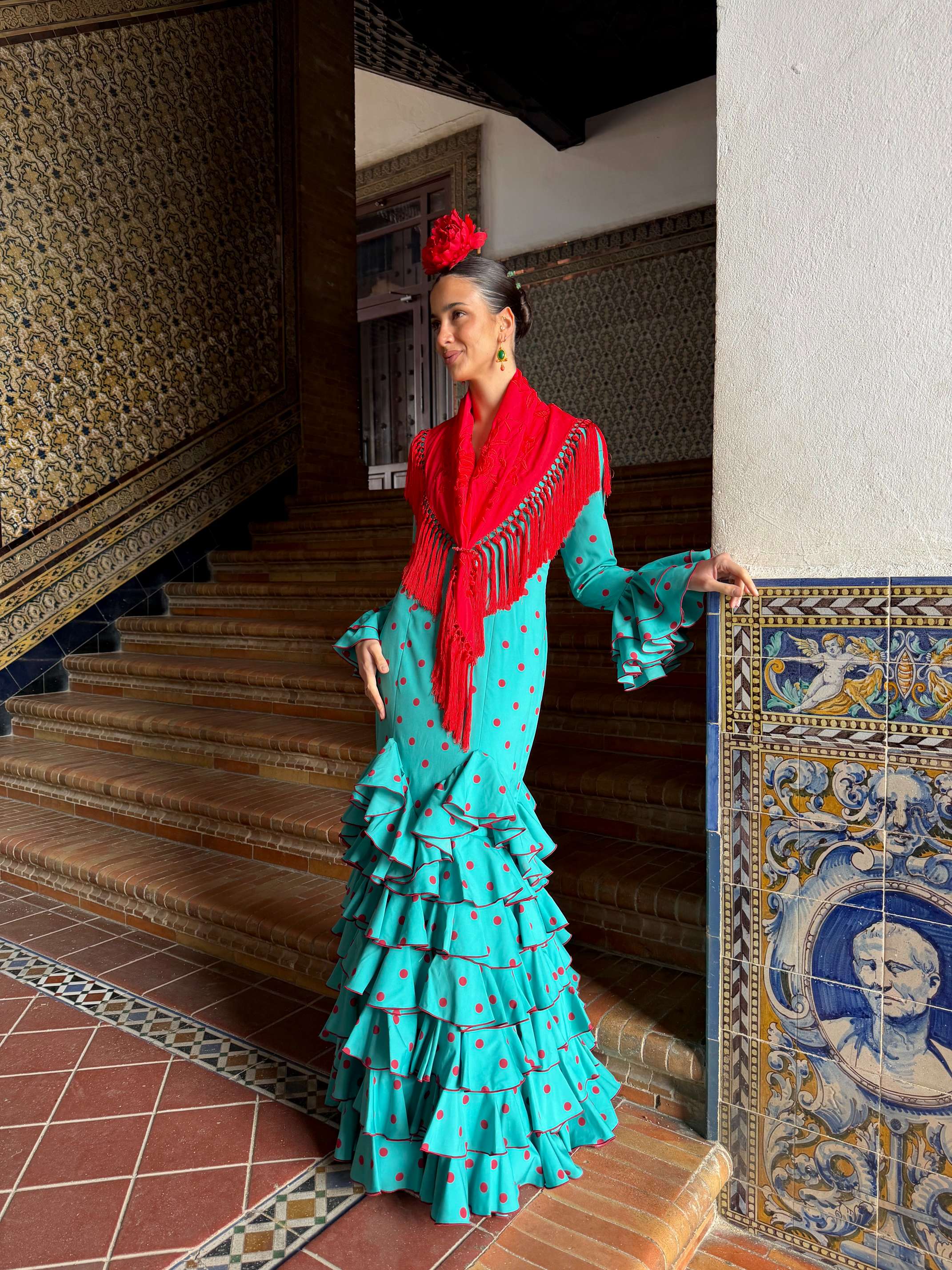 Traje de Flamenca Multivolantes Picos Aguamarina lunar rojo