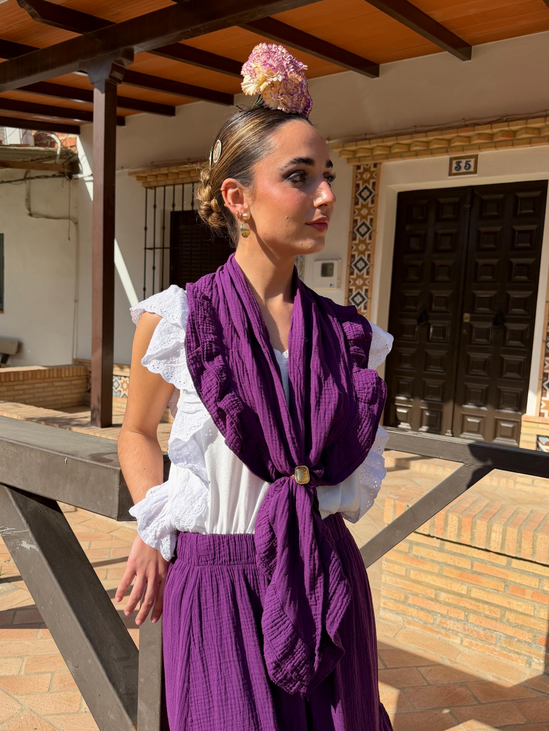 Conjunto de Romería de Falda y Piquillo Bambula Volantitos Morada