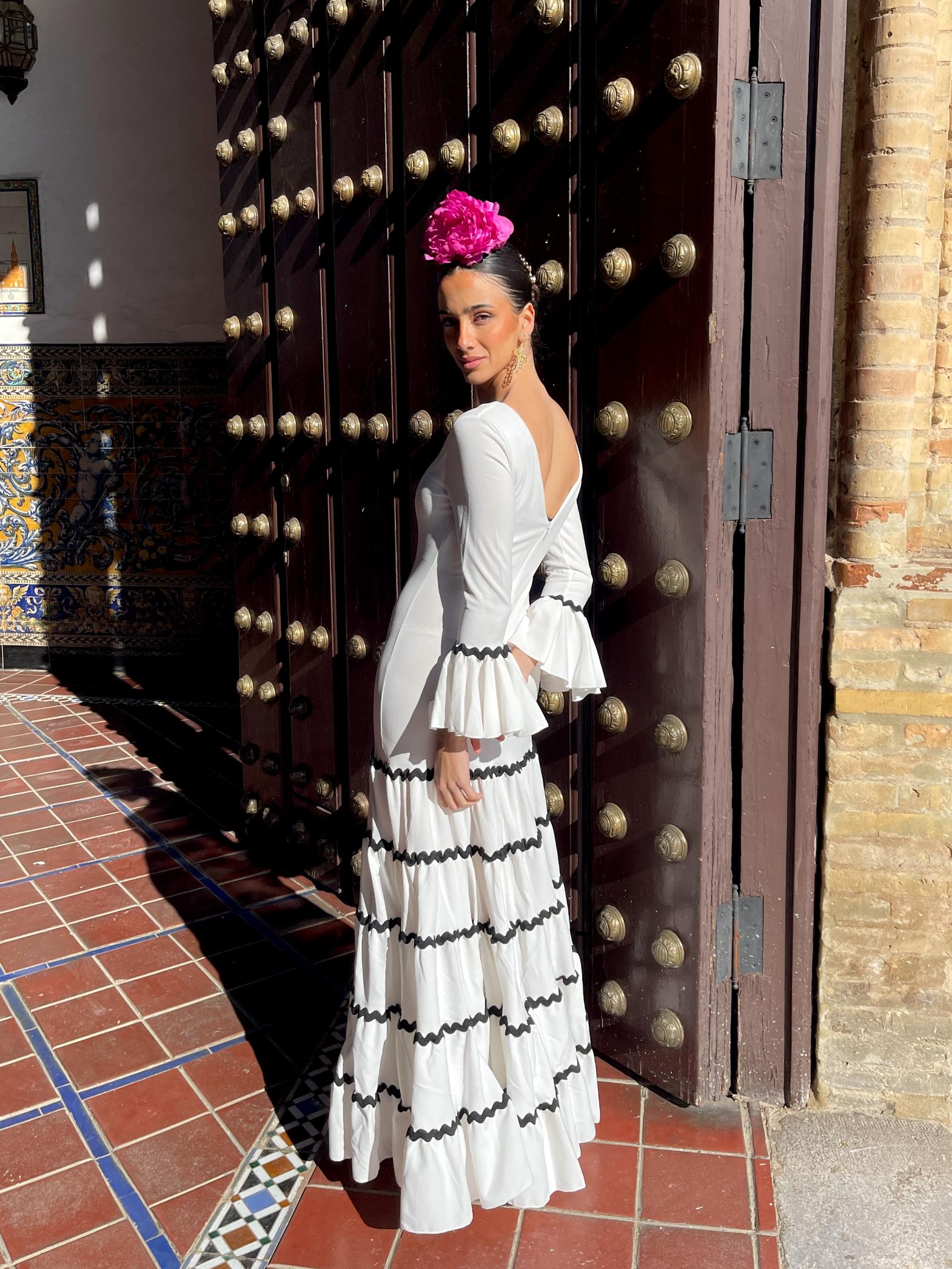 Traje Flamenca Canastero Liso Adorno Piquillo SPECIAL PRICE