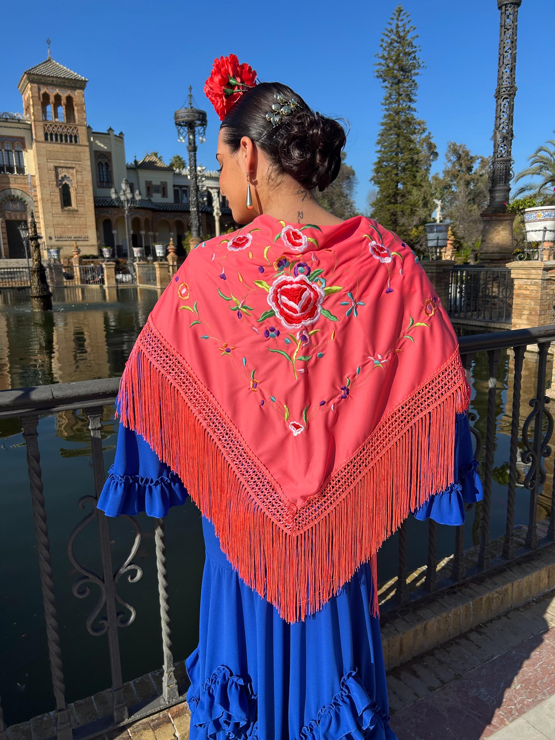 Mantón Bordado Coral Flores Colores