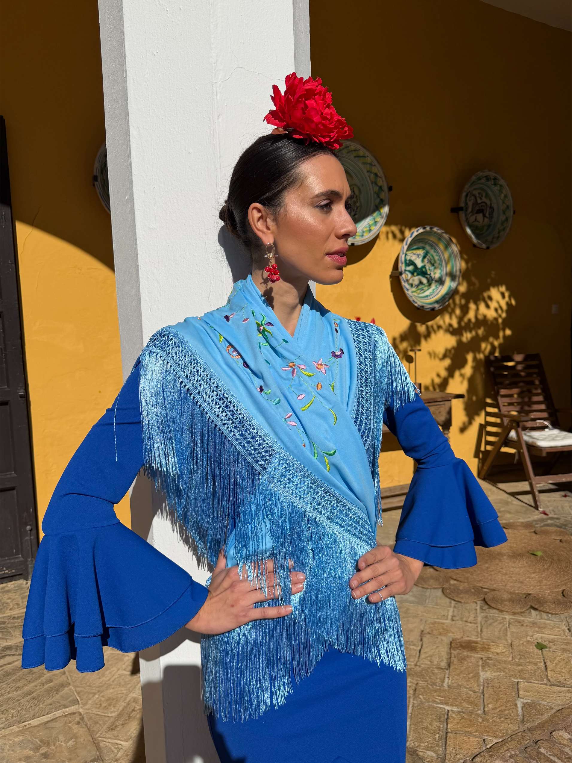 Mantón Bordado Celeste economico