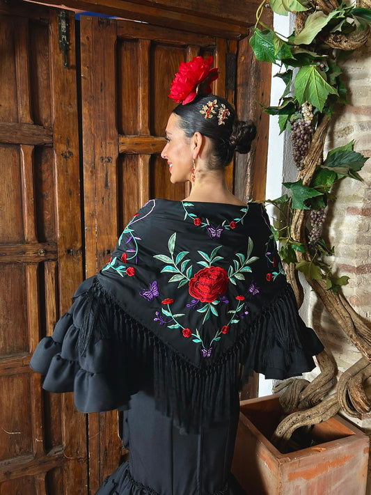 Mantoncillo flecado en seda Negro con Flores Rojas