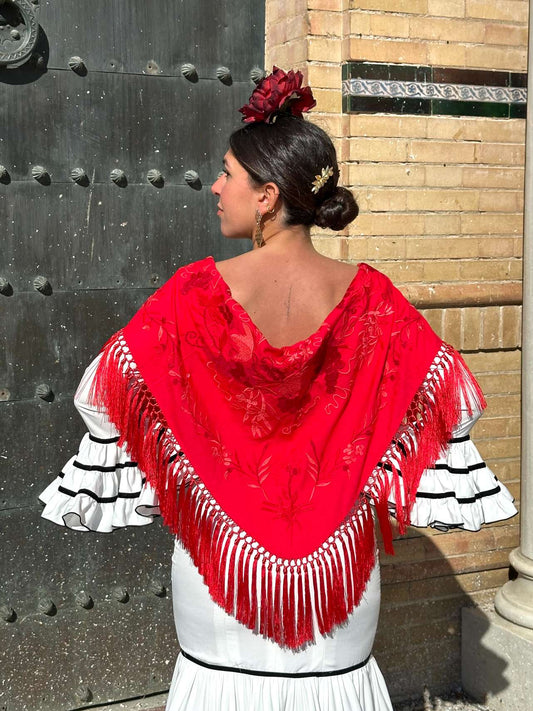 Mantoncillo de seda Bordado Rojo 