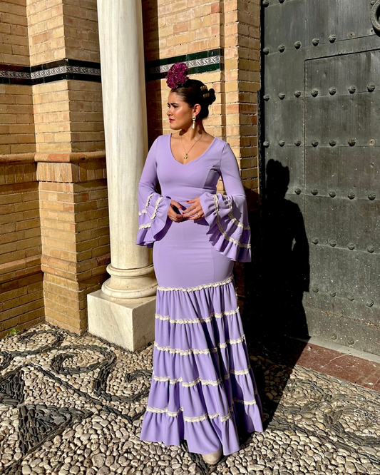 Traje Canastero de  Flamenca Malva Adorno Encaje