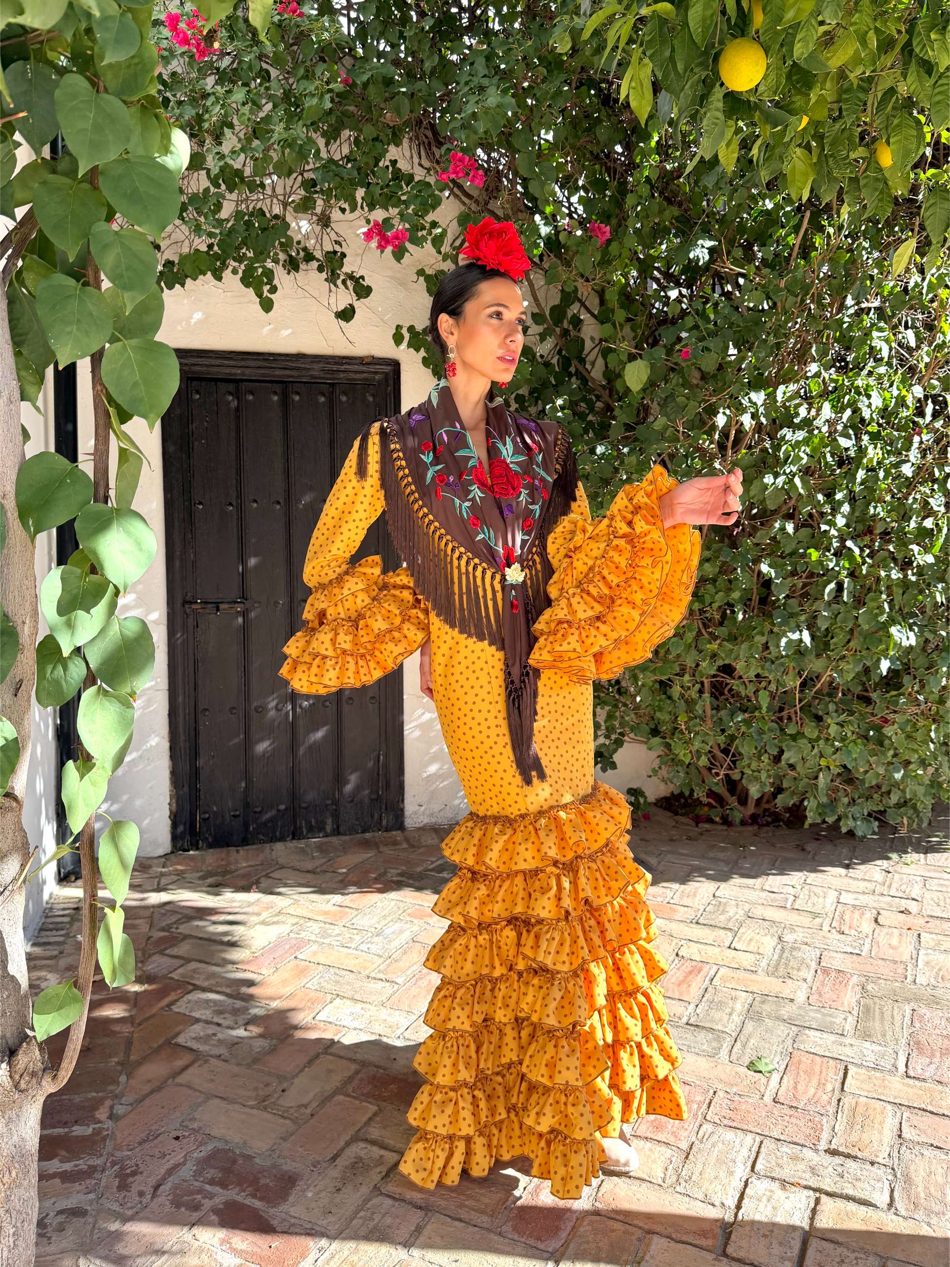 Traje de flamenca Mostaza 7 Volantes Lunar Camel