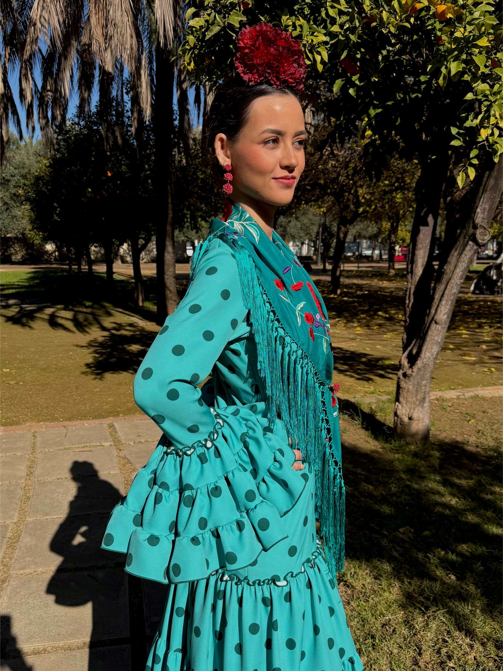 vestido-flamenca-agua-marina-lunar