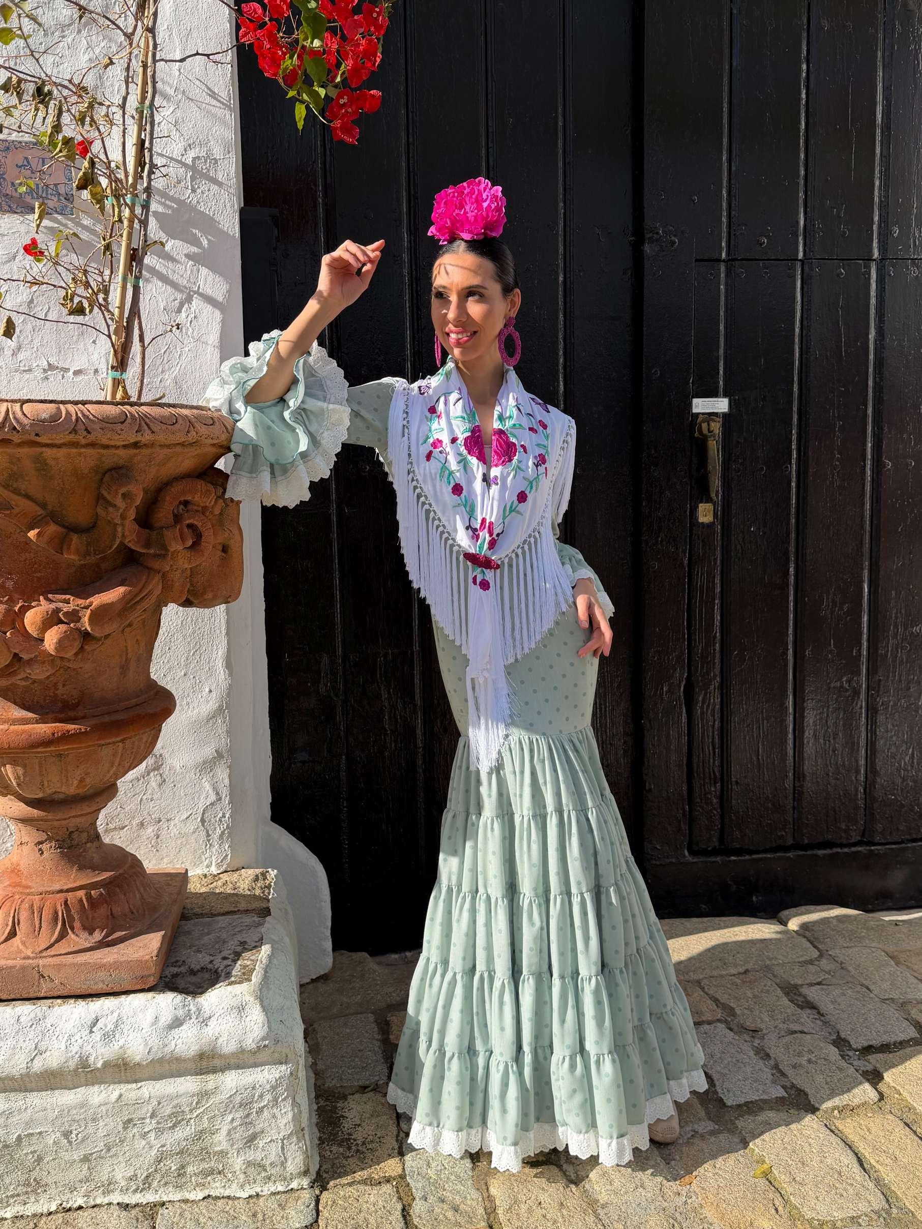 Traje de flamenca verde con tira bordada