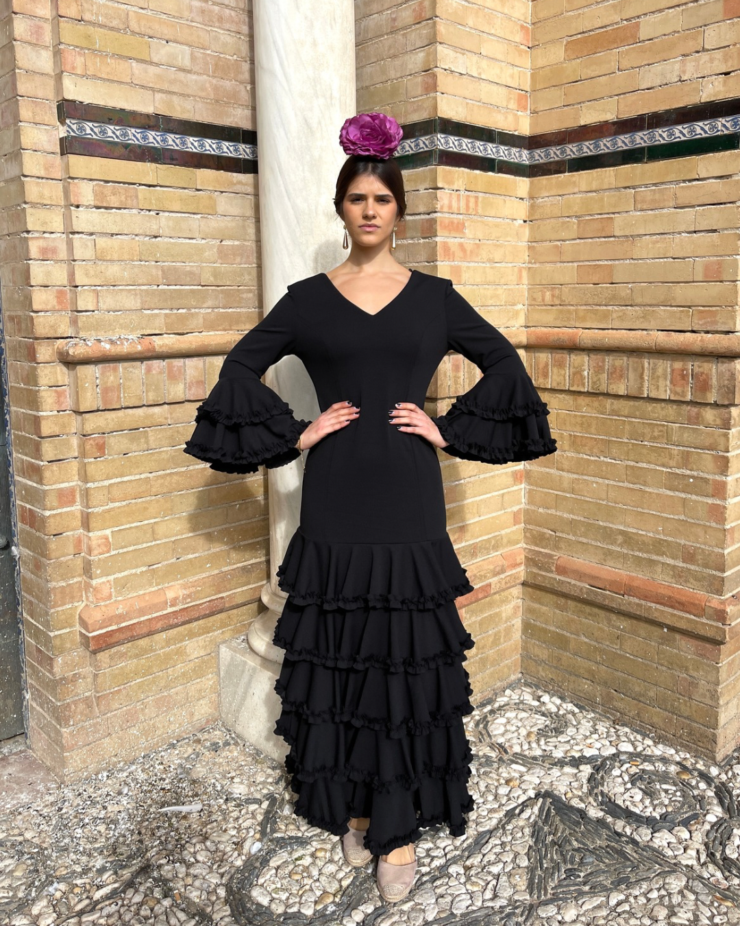 Traje cinco volantes de flamenca negro