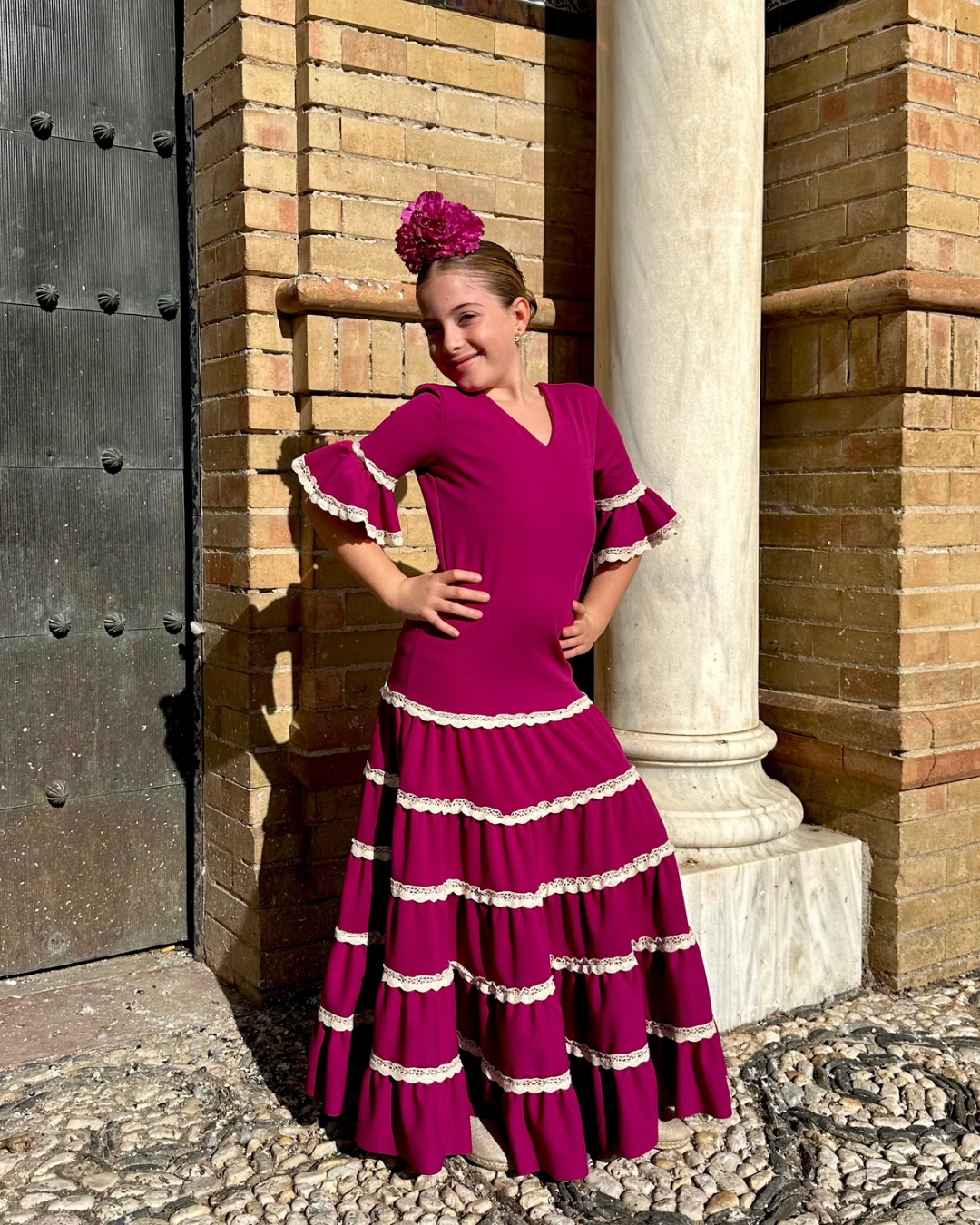 Traje de flamenca niña canastero buganvilla adorno de encaje