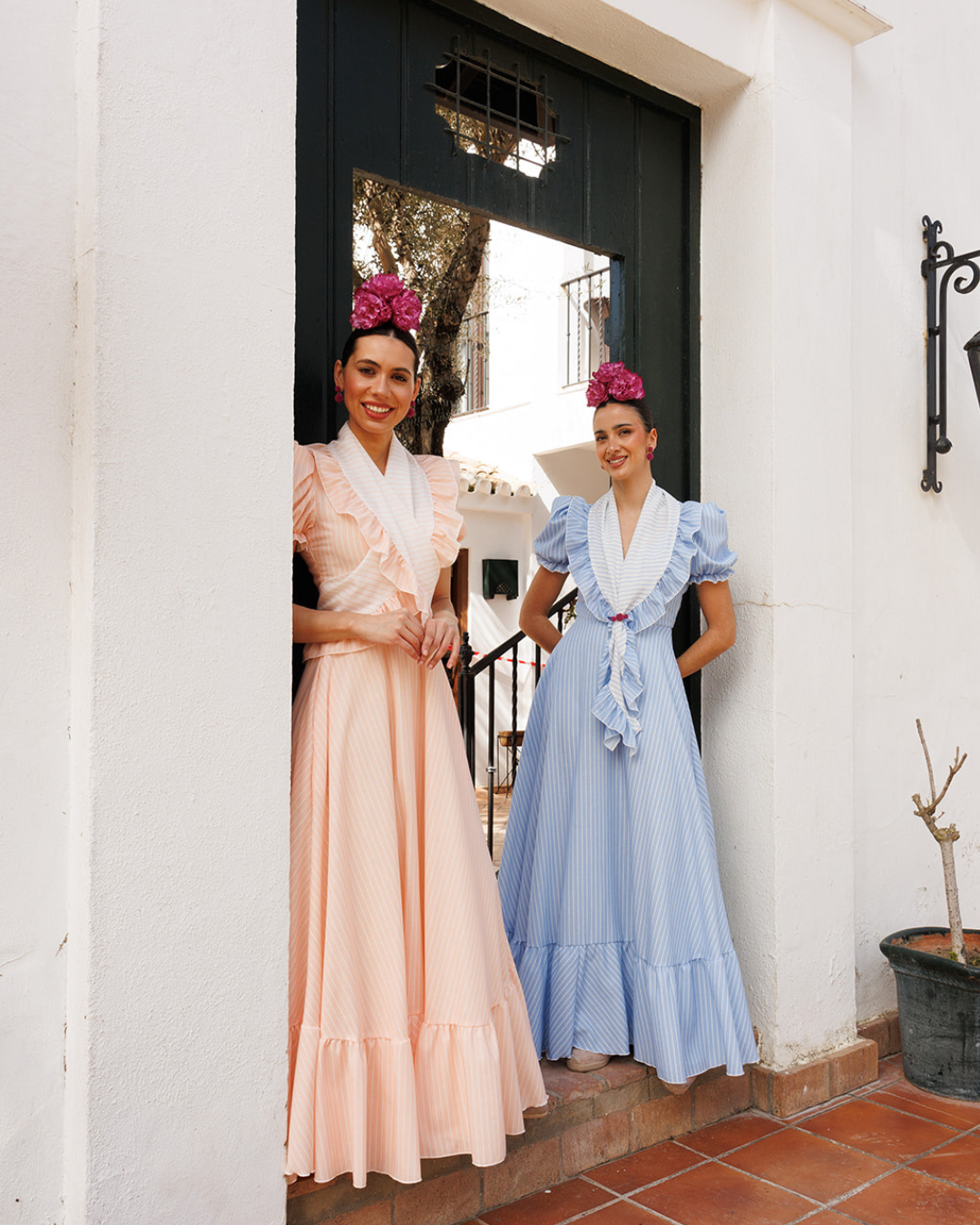 bata rociera con piquillo a juego