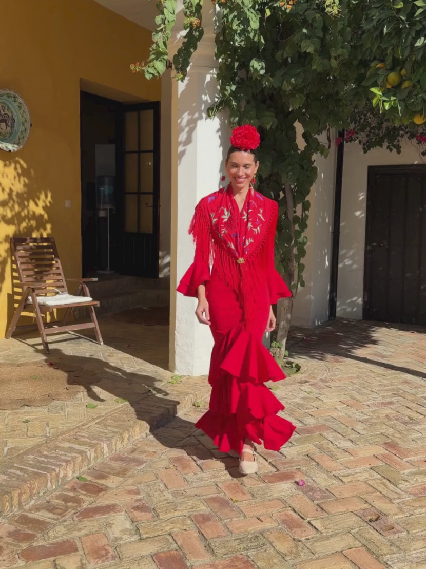 Traje de flamenca económico rojo volantes de pico