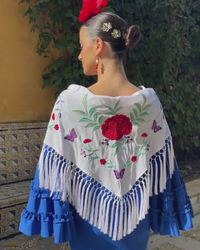 mantoncillo de flamenca flecado de seda blanco flores rojas