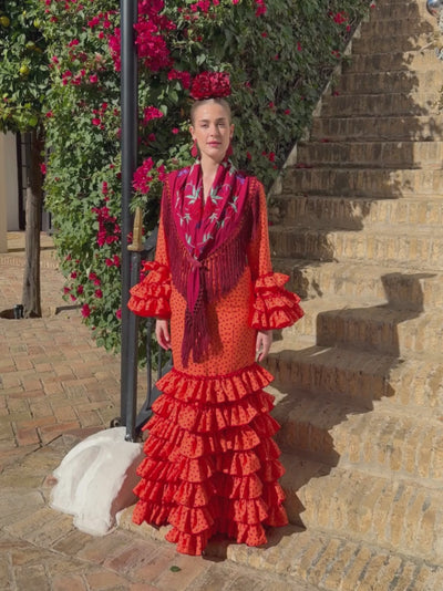 traje de flamenca naranja con lunares